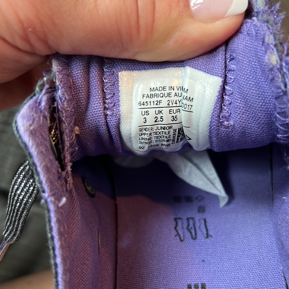 Converse - Picture 7 of 7